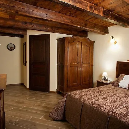 La Cor De Jeremie 3*