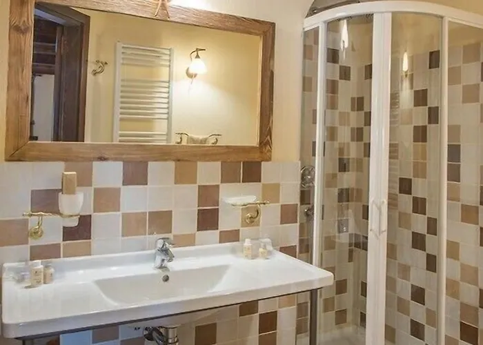 La Cor De Jeremie 3* מונז'ובט